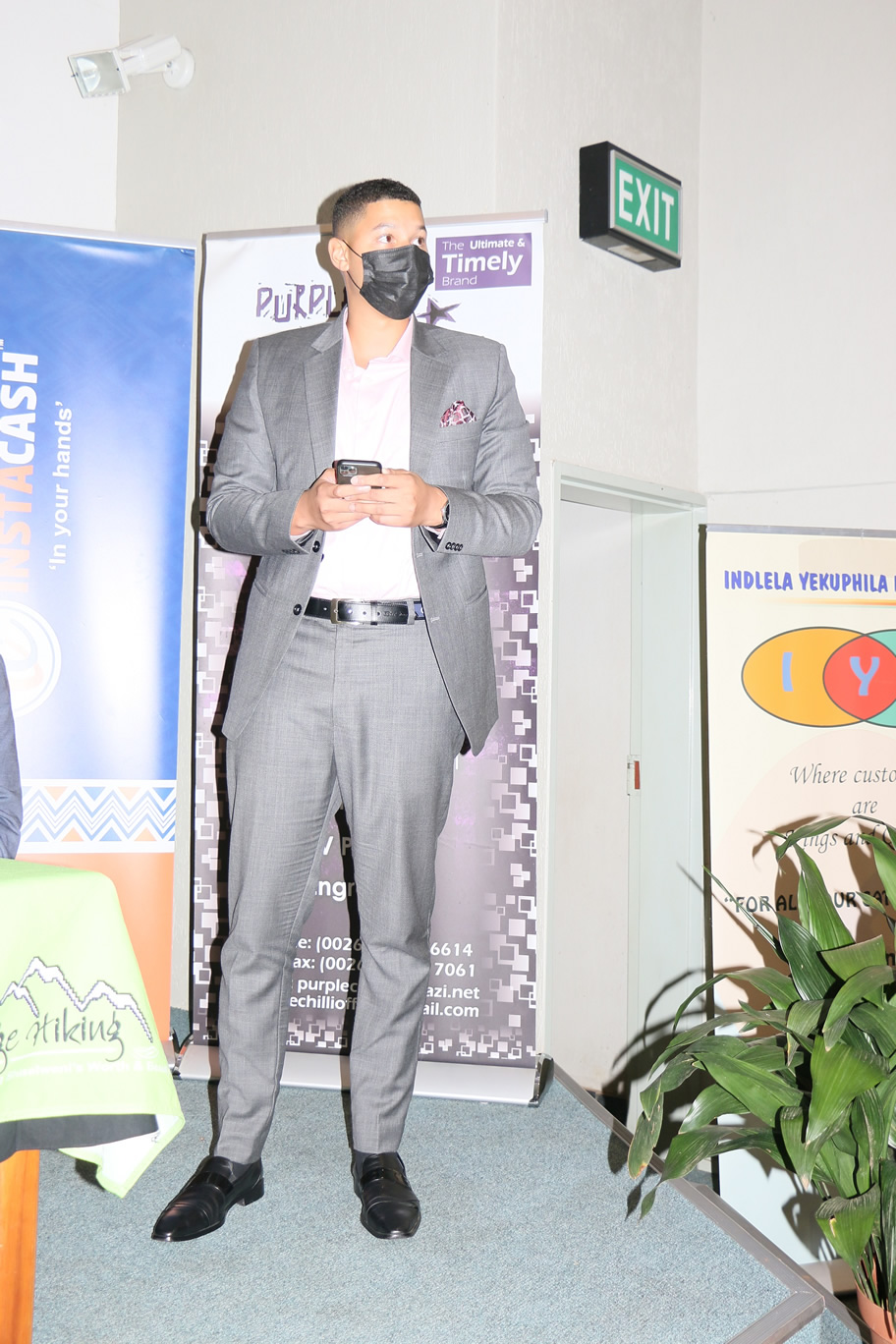 Inhlonhla & Instacash pump in E35,000.00 towards the 8th edition of the Mahamba Gorge Hiking.